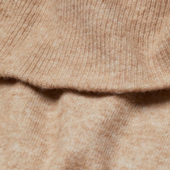 H&M Off-the-shoulder Sweater - Picture 2 of 4